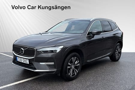 Volvo XC60 Recharge T6 Core Edition DRAG/PANO