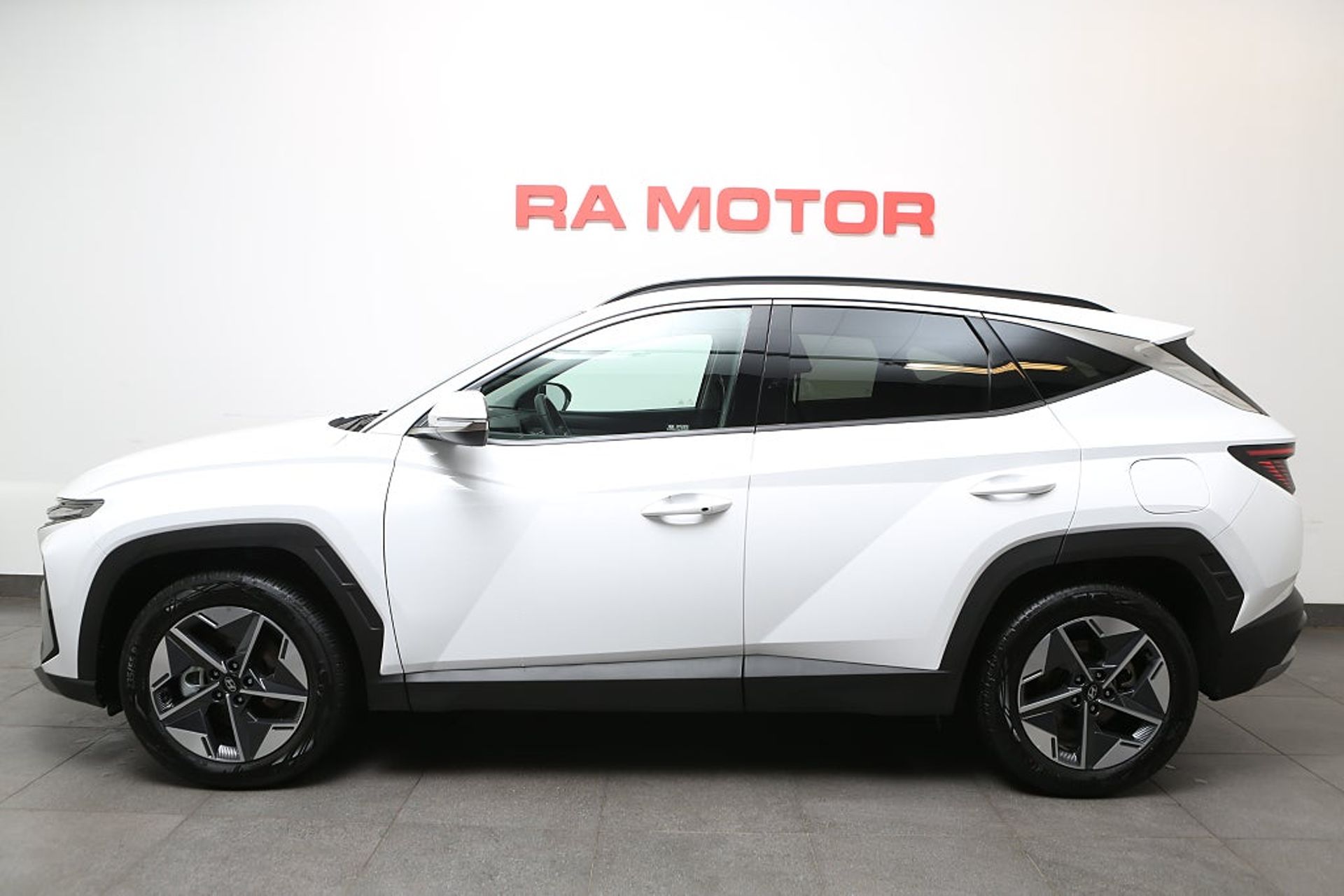 Hyundai Tucson PHEV 2026, bild 2/28