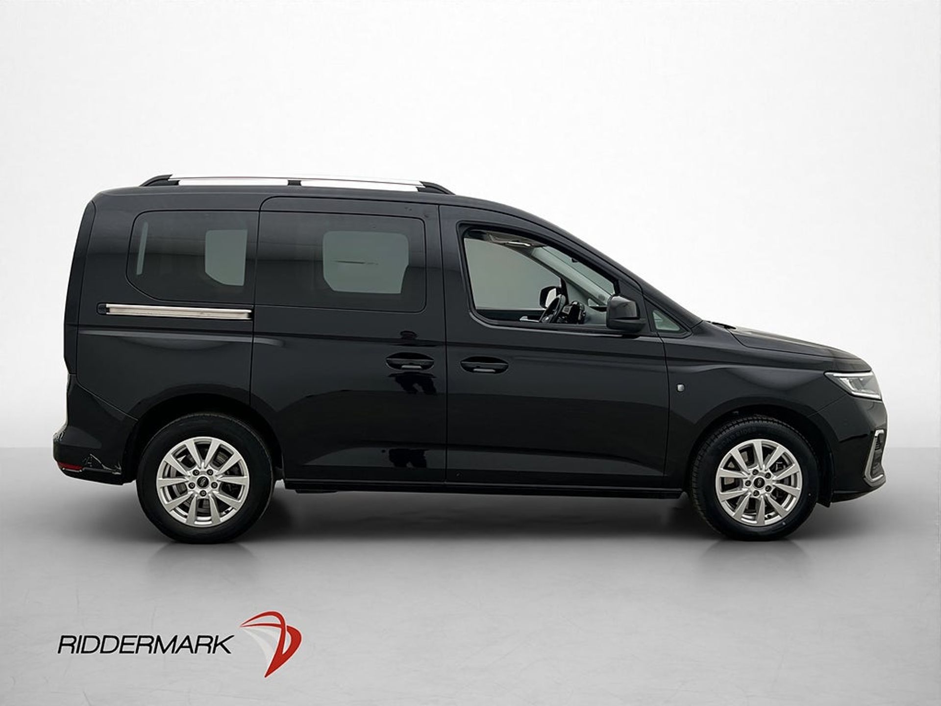 Ford Tourneo Connect Värm Drag 2023, bild 2/10