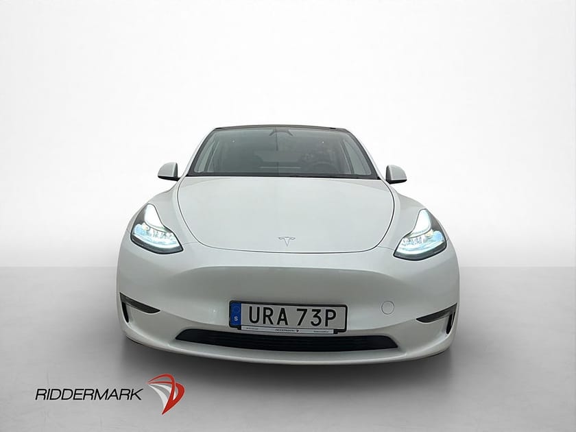 Bild 3 av Tesla Model Y Performance AWD 1 Brukare Moms Drag Värmare AP