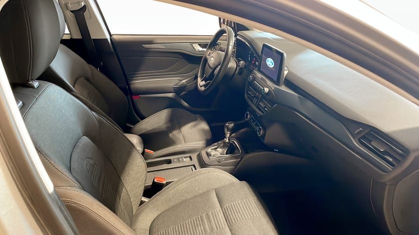 Bild 3 av Ford Focus Active 1.0T EcoBoost 125Hk MHEV 5D Nav / Backkamera