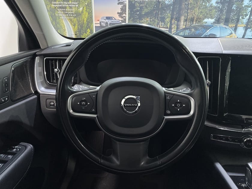 Bild 5 av Volvo XC60 B4 AWD Geartronic Momentum Advanced SE Euro 6