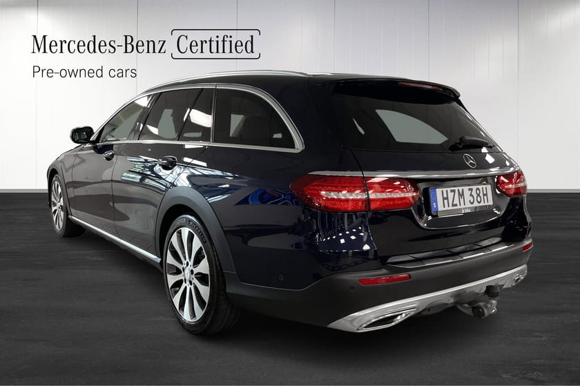 Bild 3 av Mercedes-Benz E 220 d 4MATIC All-Terrain Drag 360° Adaptiv Fart