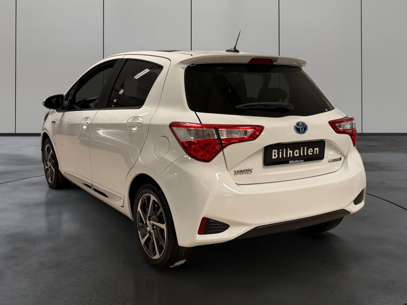 Bilde 3 av Toyota Yaris Hybrid 