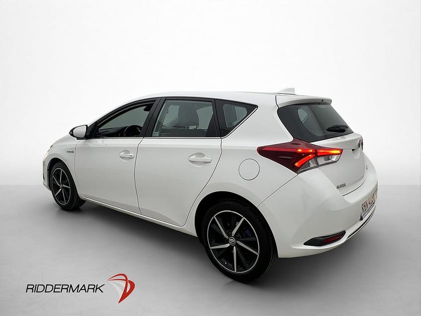 Bild 5 av Toyota Auris Hybrid e-CVT 136hk Kamera Lane Assist 0,41L/mil