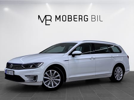 Volkswagen Passat Variant GTE SC 218hk Alcantara P-värmare fjärr