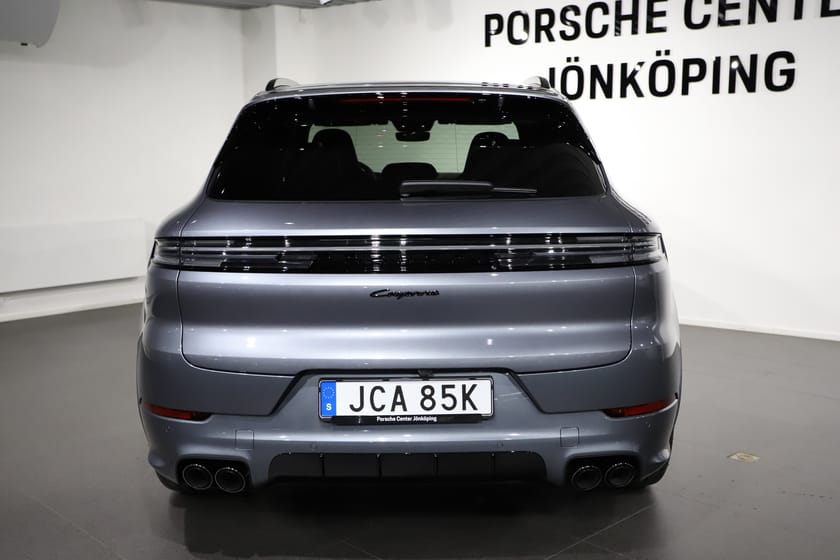 Bild 4 av Porsche Cayenne E-Hybrid Black Edition