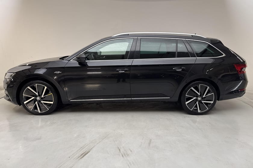 Bild 2 av Škoda Superb iV Kombi