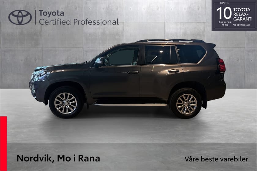 Bilde 2 av Toyota Land Cruiser 5-dørs VX 2.8 2020-modell / Dieselvarmer / Rentekampanje Juli