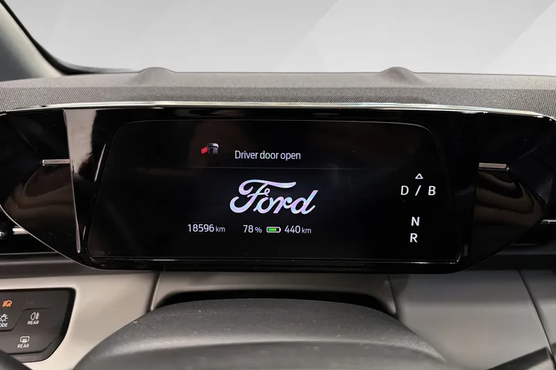 Ford Capri EV Extended Range RWD bilde 13