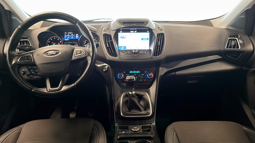 Bild 4 av Ford Kuga 1.5 EcoBoost Titanium Manuell, 150hk, Drag, 1 ägare , 1ägare