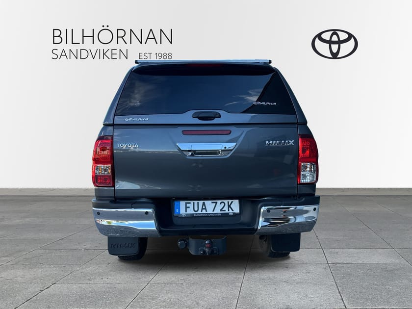 Bild 5 av Toyota Hilux Dubbelhytt D-CAB 2,8 Turbo D-4D 4WD Automat Hero Vinterhjul Dieselvärmare