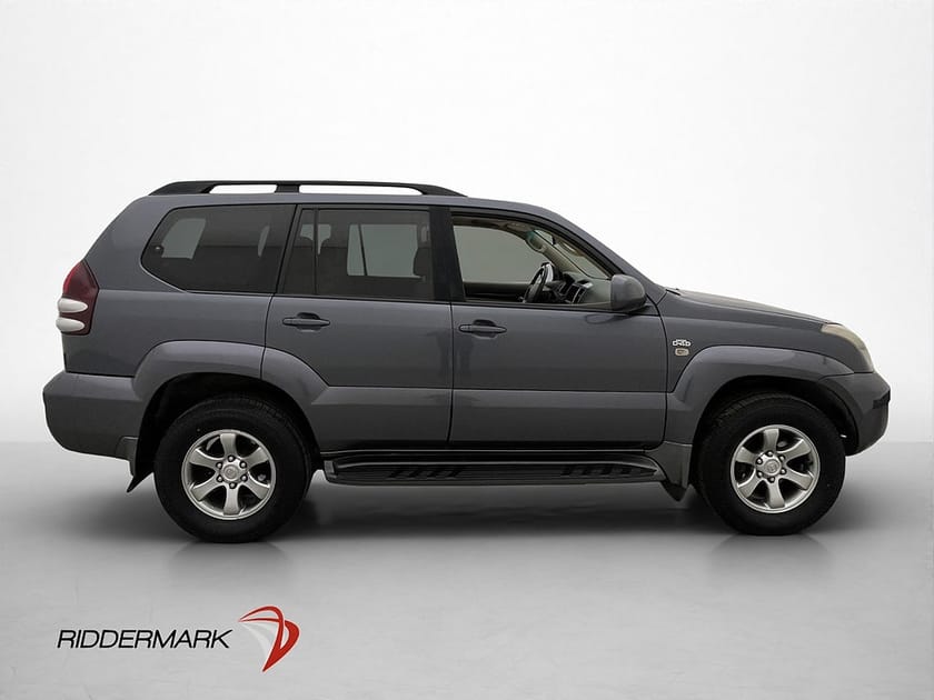 Bild 4 av Toyota Land Cruiser 3.0 4x4 7-Sits Taklucka Skinn Drag Diff