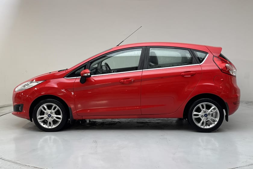 Bild 2 av Ford Fiesta 1.0T EcoBoost 5dr (100hk) Titanium
