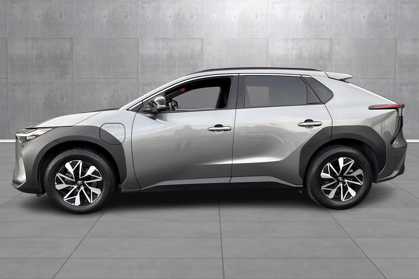 Bilde 2 av Toyota bZ4X AWD-i Executive