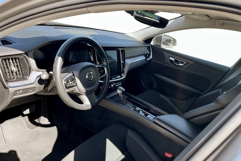 Bild 5 av Volvo V60 T4 Momentum Advanced Edition