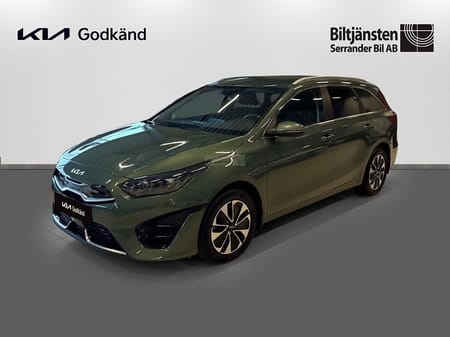 Kia Ceed Sportswagon Plug-in Hybrid SW PHEV Action