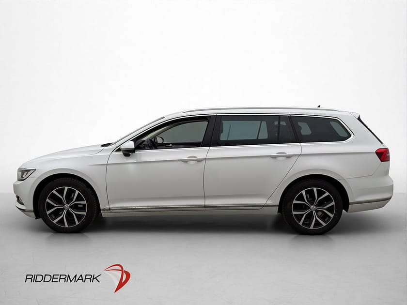 Bild 5 av Volkswagen Passat Sportscombi TDI Executive Värmare Kamera CarPlay Drag