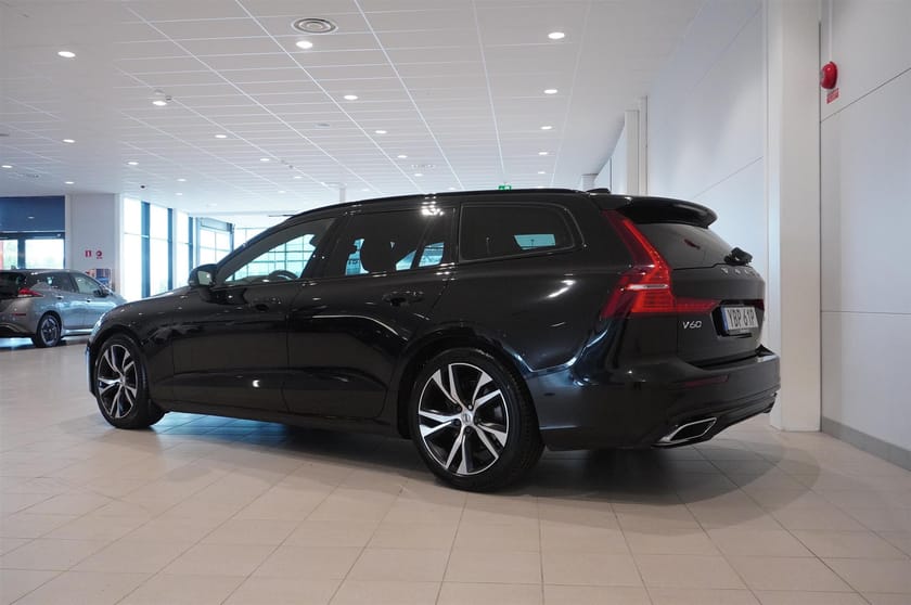 Bild 3 av Volvo V60 B4 Geatronic Drag HUD hk Panorama 197hk