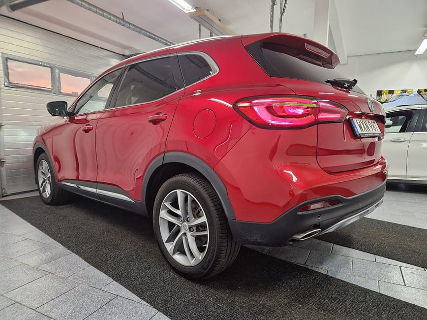 Bild 4 av MG EHS PHEV 258 hk E EDU II Euro 6 Panorama 3630 mil