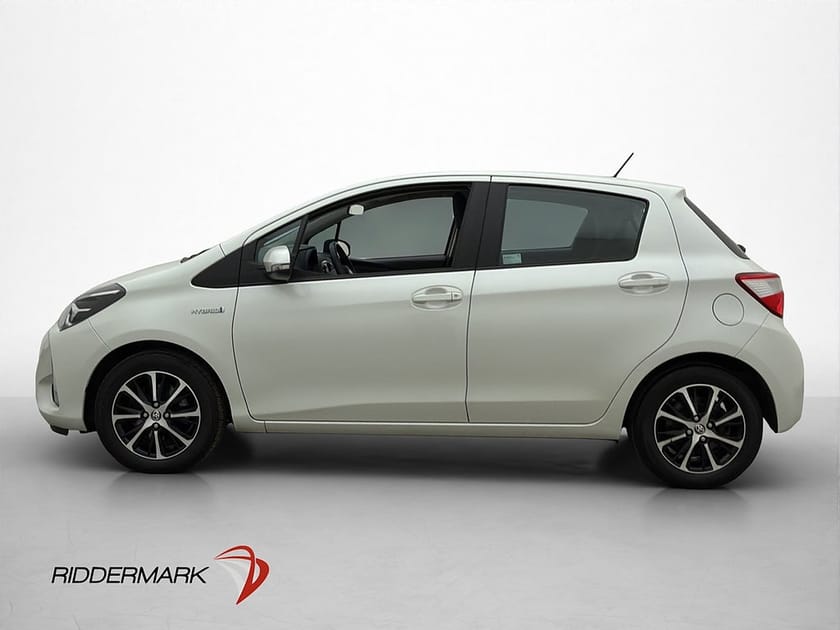 Bild 4 av Toyota Yaris Hybrid 101hk Touch & Go Edition Backkamera Navi