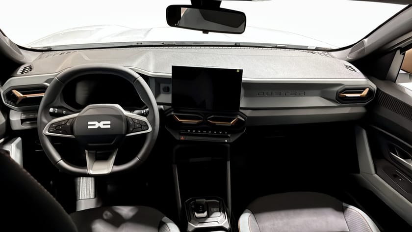 Bild 4 av Dacia Duster Hybrid 155 EXTREME 4x2 // Demobil //