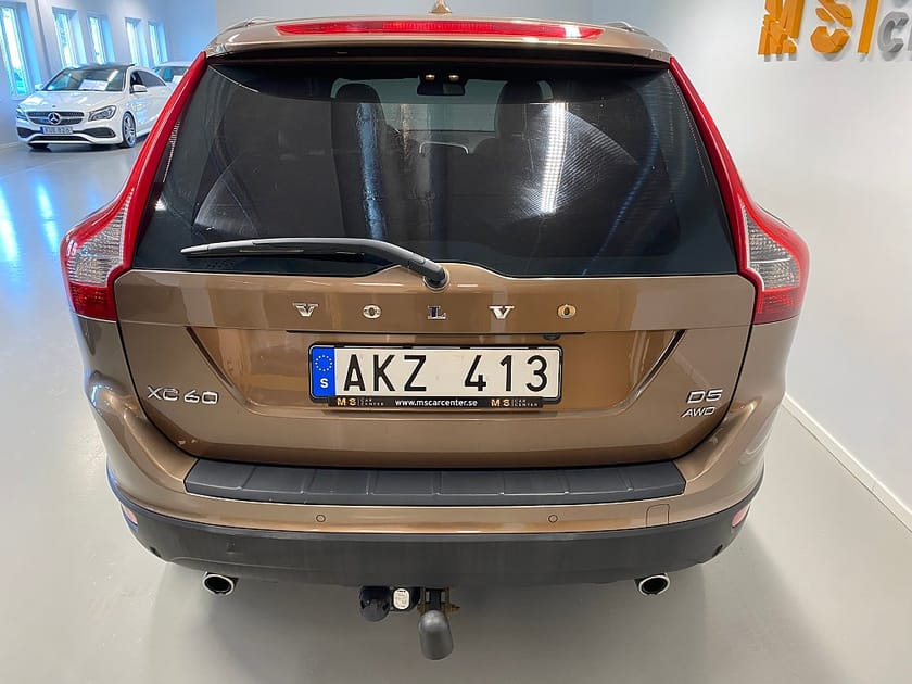 Bild 5 av Volvo XC60 D5 AWD Geartronic Summum Nybes Drag Taklucka P-värme