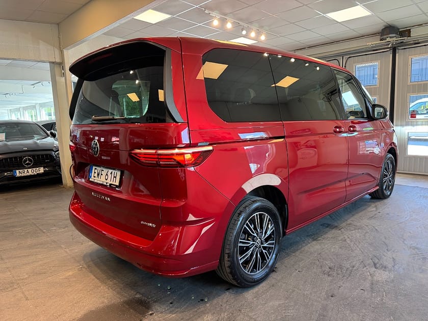 Bild 4 av Volkswagen Multivan eHybrid 1.4 TSI ACT OPF Plus Drag Värmare B-kamera MOMS