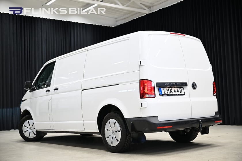Bild 5 av Volkswagen Transporter DSG 150HK L2|LED|Drag|Värmare|Momsbil