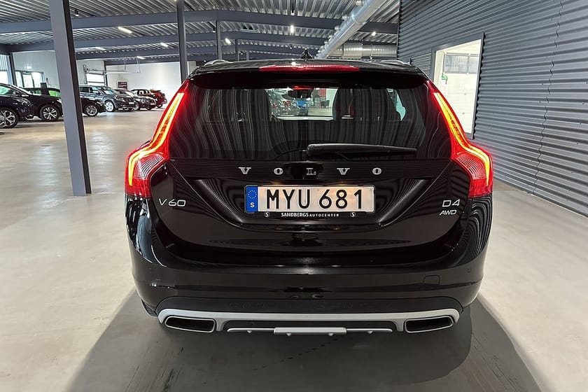 Bild 5 av Volvo V60 Cross Country D4 AWD Geartronic Business Advanced Värmare Drag Euro 6