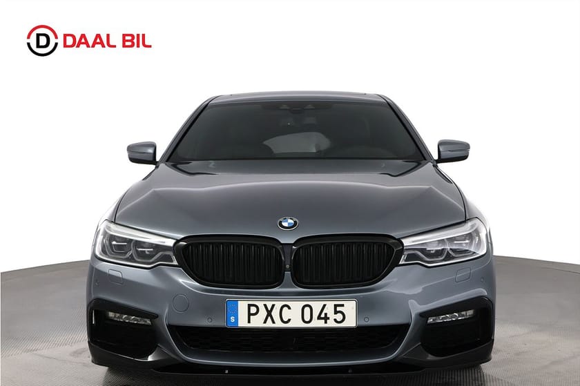 Bild 2 av BMW 530d xDrive Sedan 265HK M-SPORT H/K® TAKLUCKA 360-KAM HUD