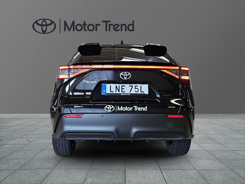 Bild 5 av Toyota bZ4X