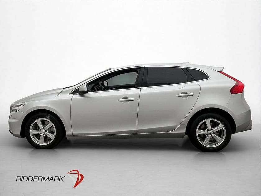 Bild 4 av Volvo V40 T3 R-Design Drag Värmare Sensorer Navi Halvskinn