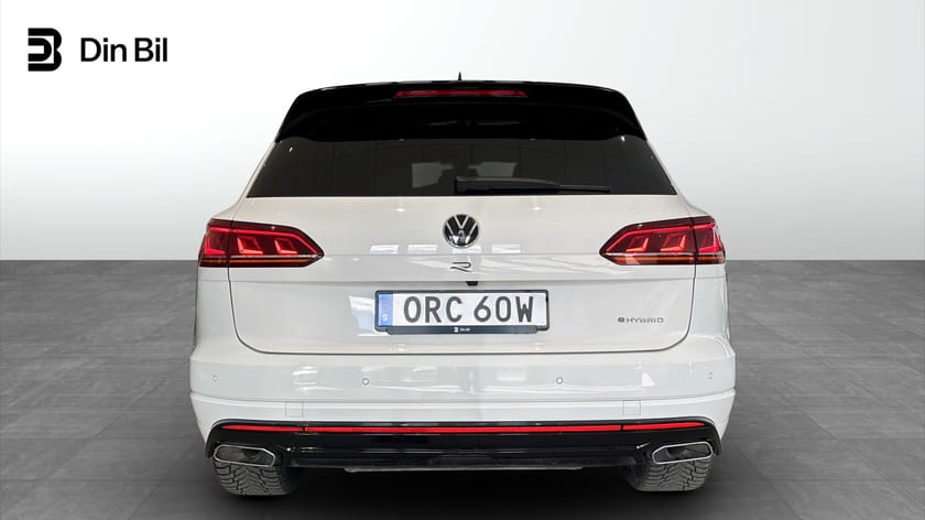 Bild 5 av Volkswagen Touareg R eHybrid R-line 3.0 TSI E-HYBRID Moms/Värmare/Panorama