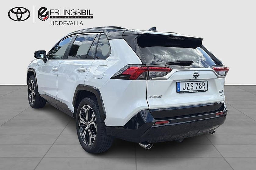 Bild 3 av Toyota RAV4 Laddhybrid PLUG-IN HYBRID AWD STYLE PREMIUMPAKET JBL PANORAMA/DRAG