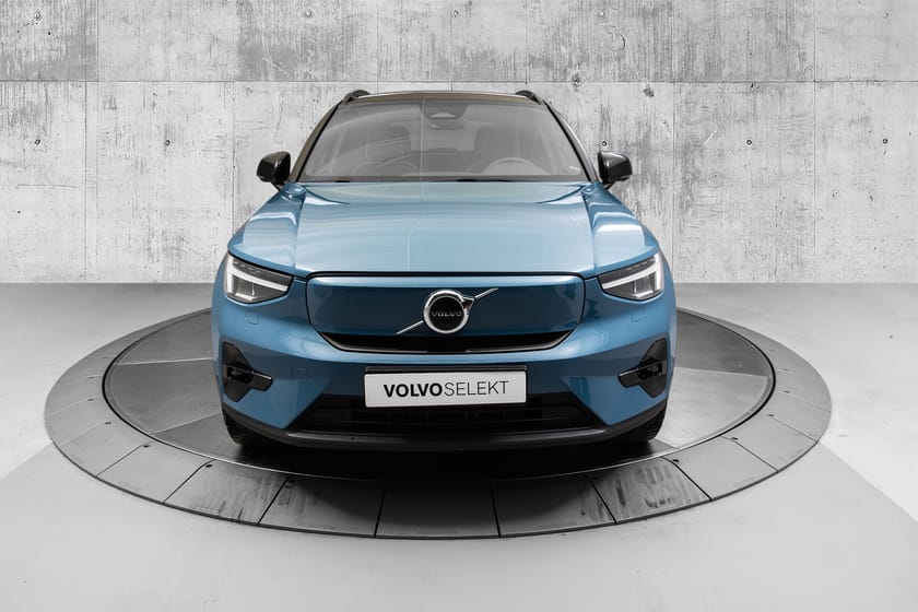 Bilde 4 av Volvo XC40 Recharge Twin motor Ultimate 360/Hengerfeste/Harman/El.stol/20"