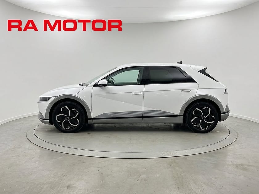 Bild 4 av Hyundai Ioniq 5 77.4 kWh AWD Advanced|Komfortpaket+|Nybilsgaranti|Moms|