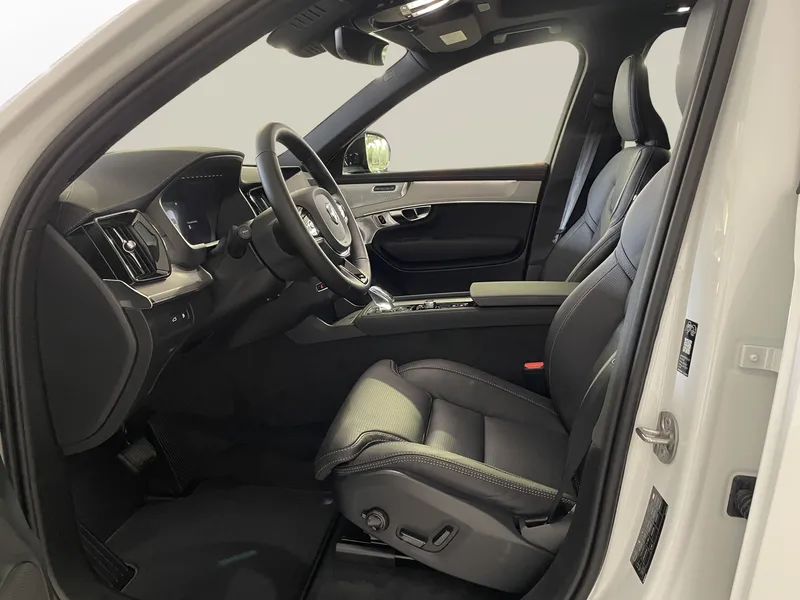 Bild 9 av 12 – Volvo XC90 T8 Ultra Dark