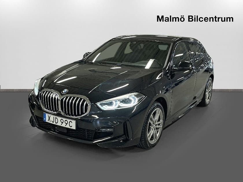Bild 1 av BMW 118i Steptronic 136 hk M Sport Euro 6