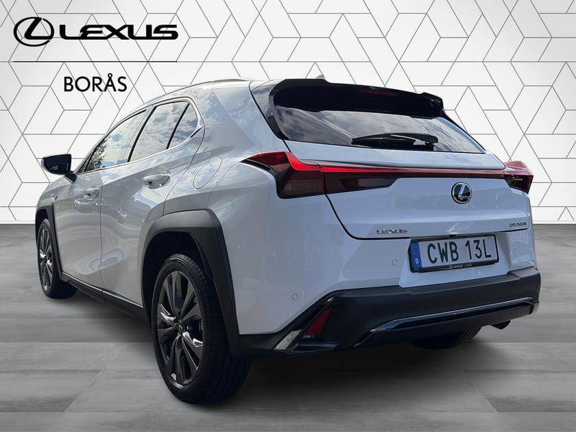 Bild 2 av Lexus UX 300h