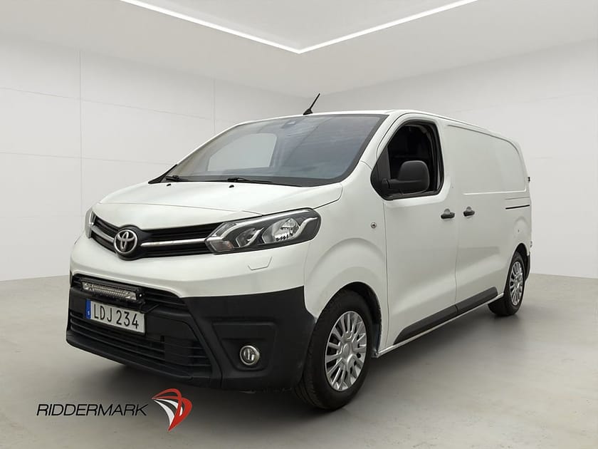 Bild 3 av Toyota Proace L2 Ny-Kamrem HUD PDC Värmare Drag 2xDörrar