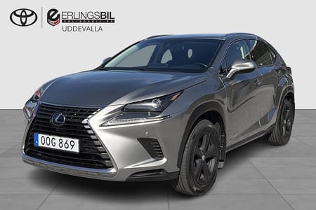 Lexus NX 300h AWD COMFORT V-HJUL