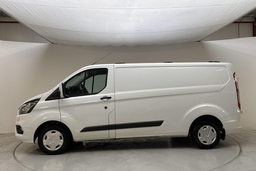 Bild 2 av Ford Transit Custom 300 130hk Verkstadsinr, drag, B-kam