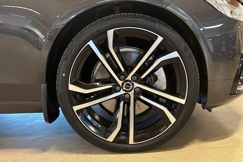 Bild 5 av Volvo S90 B5 Ultimate Dark / Taklucka / B&W / Sommarkampanj