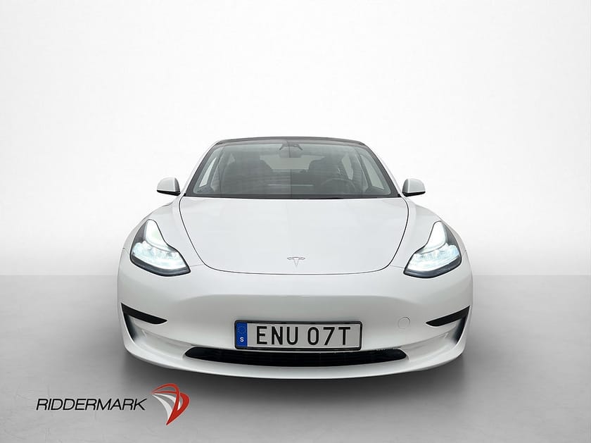Bild 2 av Tesla Model 3 Standard Range Autopilot Panorama MOMS