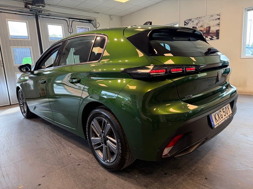 Bild 3 av Peugeot 308 1.2 PureTech 130 EAT Carplay Nyservad 131hk