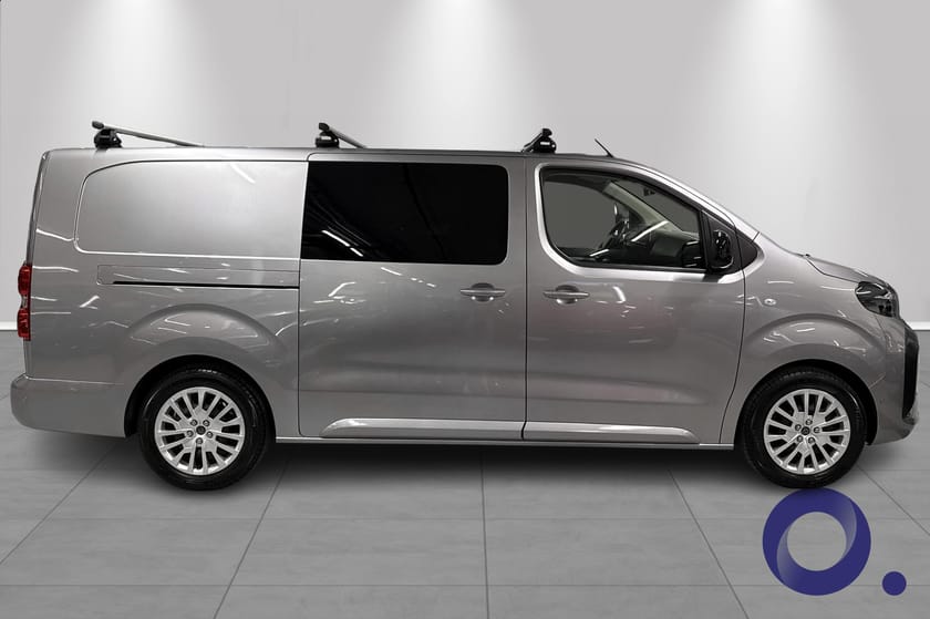 Bilde 4 av Peugeot e-Expert RYGGEKAMERA, ADAPTIVE CRUISE, TAKBØYLER