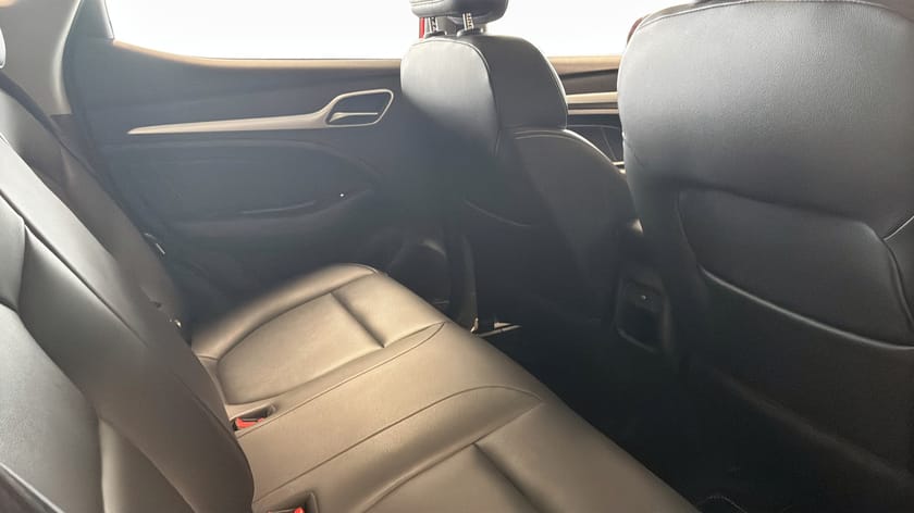 Bild 5 av MG ZS EV LUXURY 45 KWH