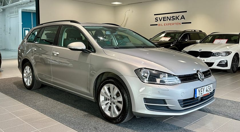 Bild 1 av Volkswagen Golf Sportscombi SB 1.2 TSI 110 hk/Drag/B-kamera/Carplay/Adaptiv Farthlr