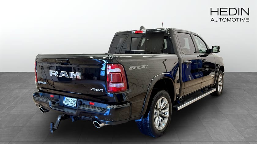 Bild 2 av RAM 1500 Crew Cab LARAMIE